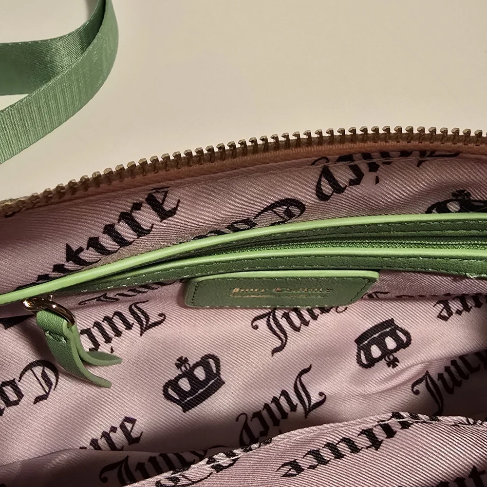 Juicy Couture Festival Shoulder Bag - Picture 9 of 9